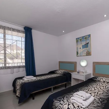 Castle Harbour 35 - Two Bed * Лос Кристианос
