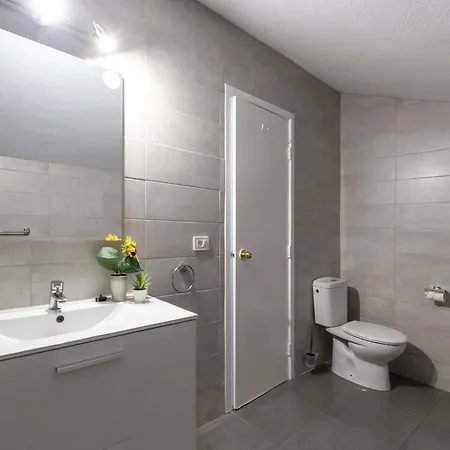 Castle Harbour 35 - Two Bed Lägenhet *