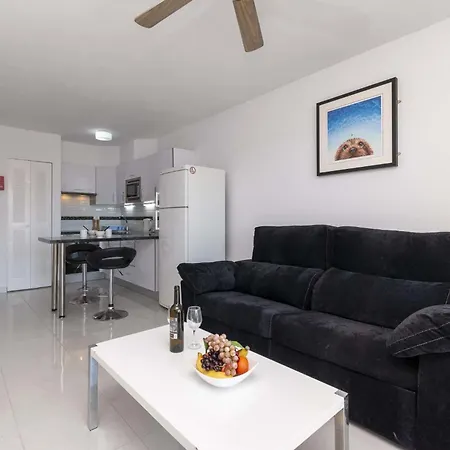 Apartment Castle Harbour 35 - Two Bed