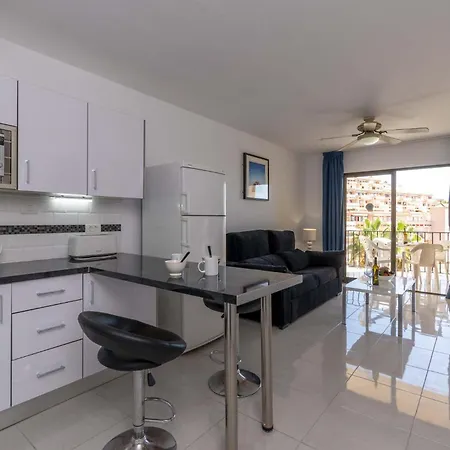 Castle Harbour 35 - Two Bed Apartment Los Cristianos (Tenerife)