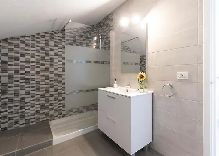 Castle Harbour 35 - Two Bed Apartamento