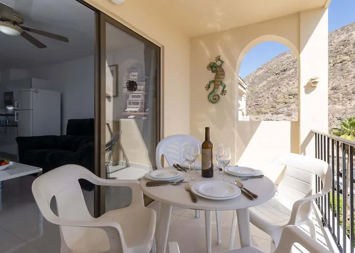 Castle Harbour 35 - Two Bed Lejlighed Los Cristianos (Tenerife)