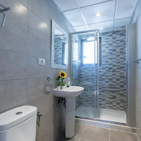 Castle Harbour 35 - Two Bed Appartamento *